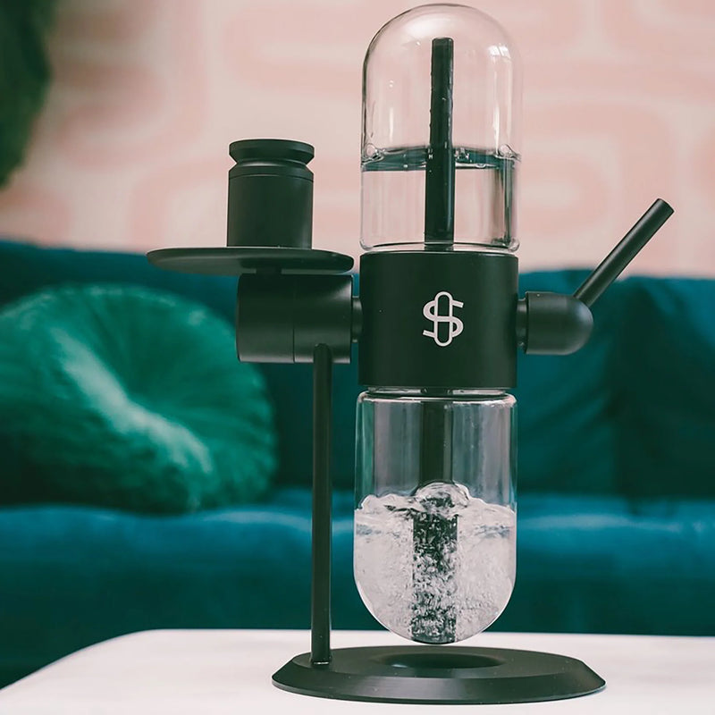 GRAVITY 14” BLACK BONG