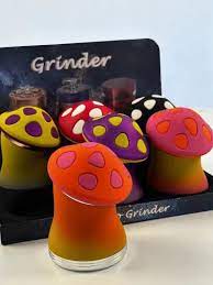 Mushroom 4 Layer Zinc Alloy Herb Grinder